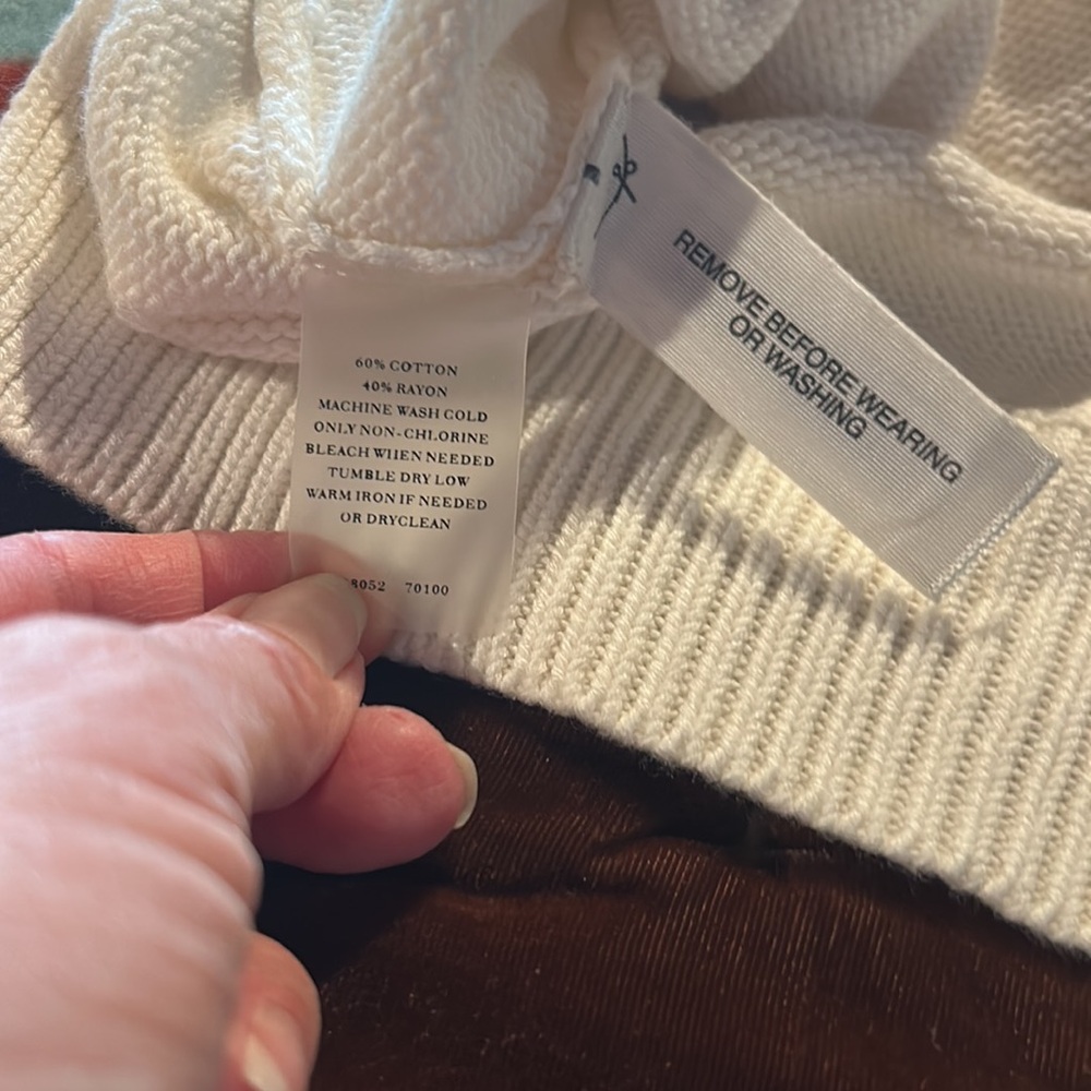 Ann Taylor ivory/cream sweater size medium - Picture 3 of 7